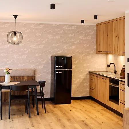 Binnendiek Haus 2 6 *